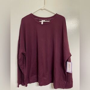 Women's Burgundy Top